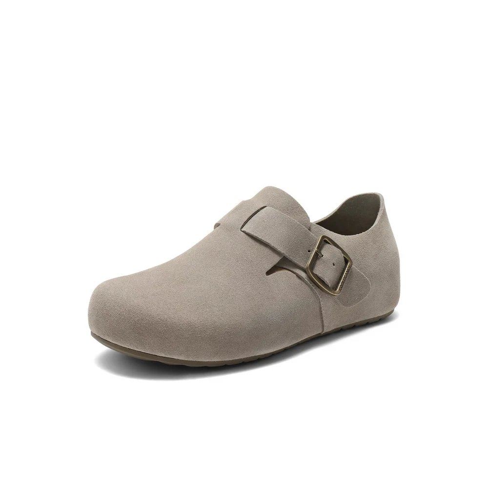Broad-Buckle Shoe Manufacturer — A2195 A2195